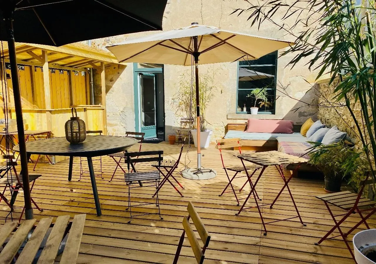 Un Air De Cabane - Au Coeur De La Cite Medievale Billomoise 0*, Billom